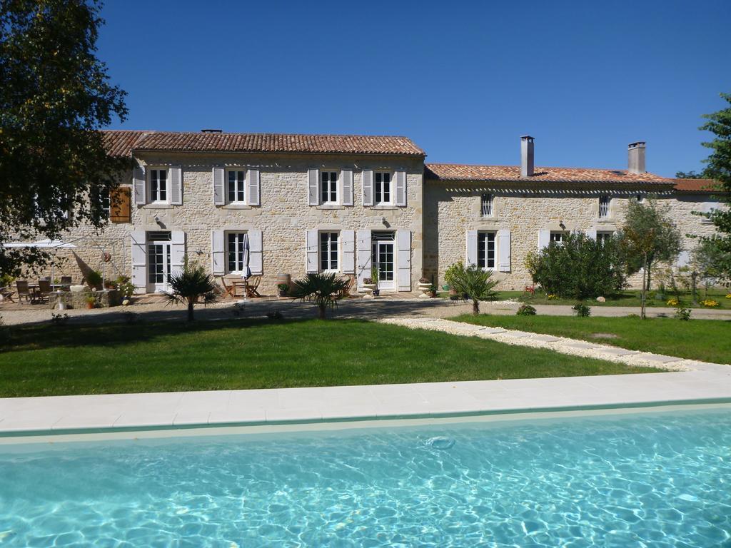 Domaine Du Papillon Bed & Breakfast Lesparre Medoc Bagian luar foto