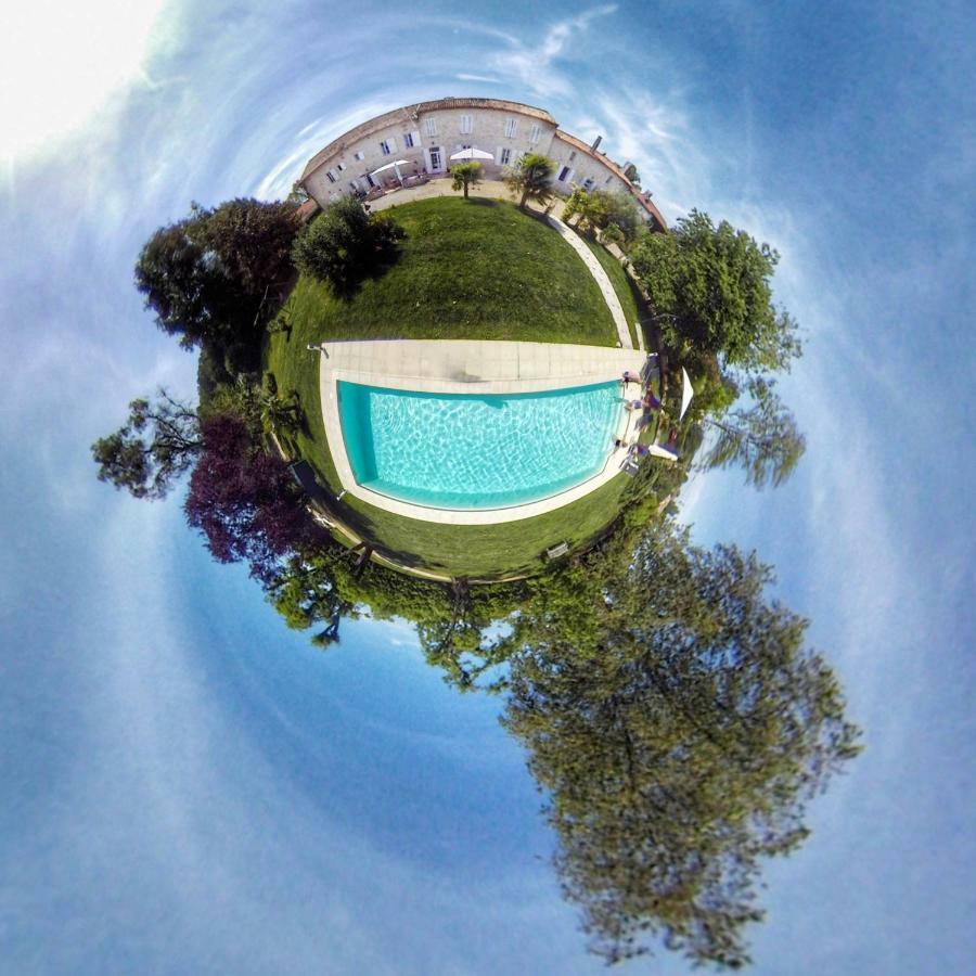 Domaine Du Papillon Bed & Breakfast Lesparre Medoc Bagian luar foto